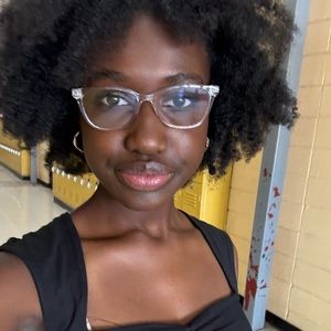 Meet your Posher, Kaleigh